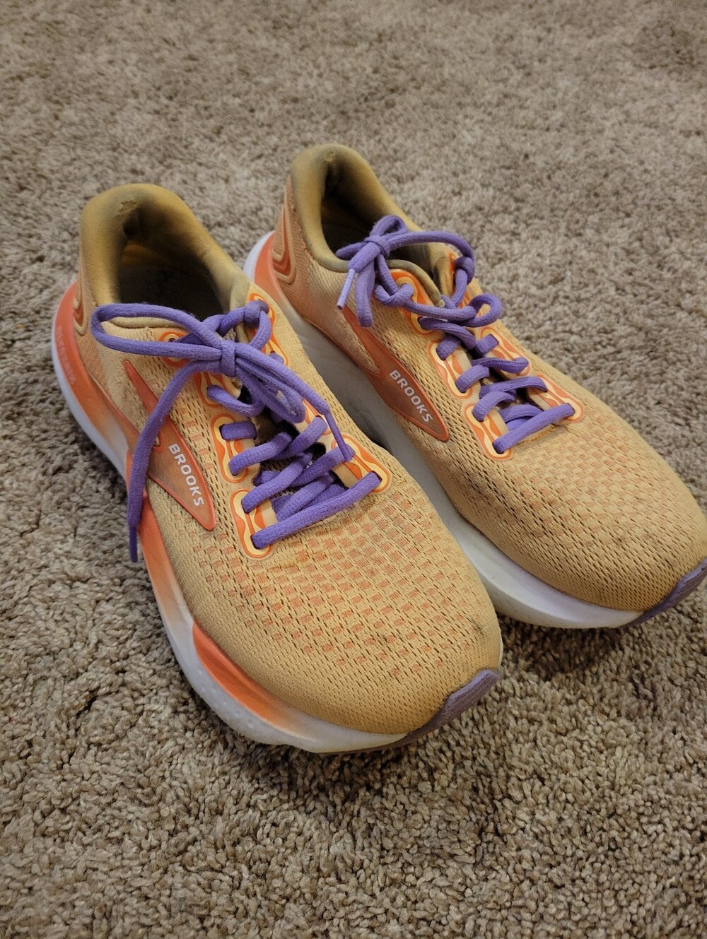 Brooks Glycerine 21 Running Shoes Womens Size 7 Used